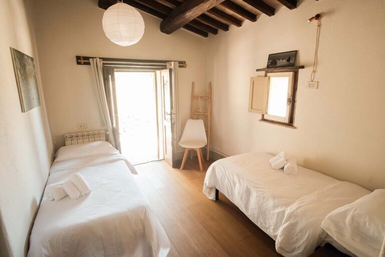 twin-non-ensuite-1